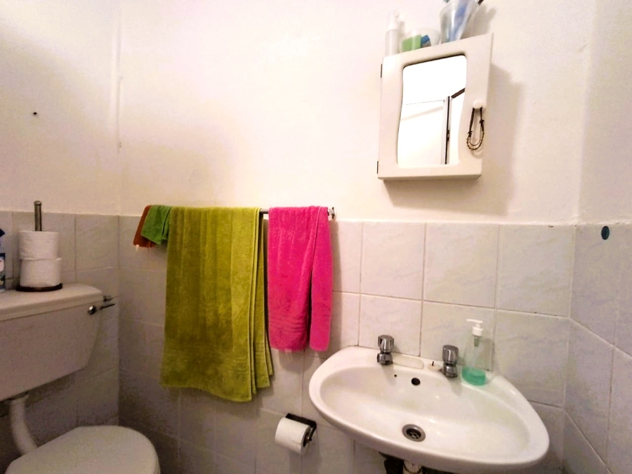 1 Bedroom Property for Sale in Morgenster Western Cape